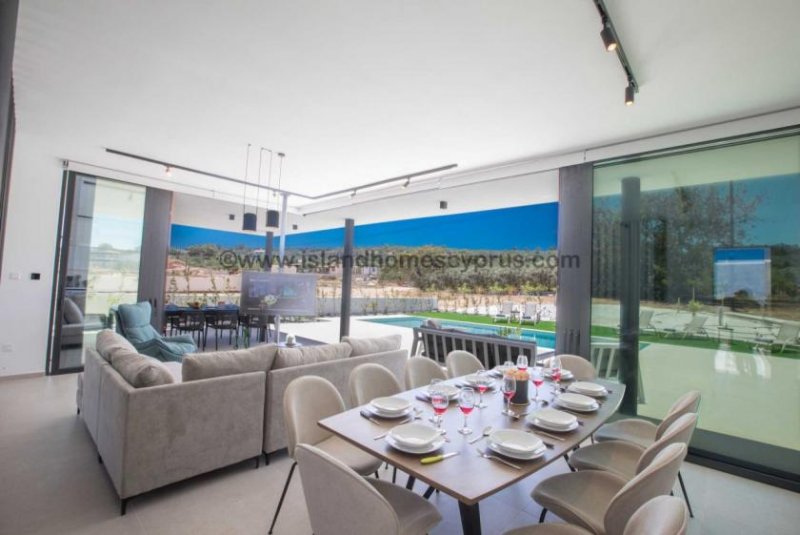 Protaras New build modern designed 3 bedroom detached villa located just 700m from the beach of Protaras - EPP104DP.The development has