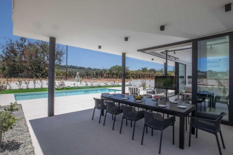 Protaras New build modern designed 3 bedroom detached villa located just 700m from the beach of Protaras - EPP104DP.The development has