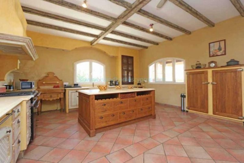 Protaras One of a kind, 5 bedroom, 3 bathroom Luxury villa with private swimming pool and stunning views - PRO135.Set in the hills the