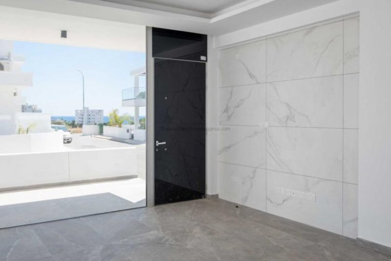 Protaras Rare chance to purchase a NEW 4 bedroom detached villa in Prime Protaras Location - IJP101DP.This stylish villa, offered includ