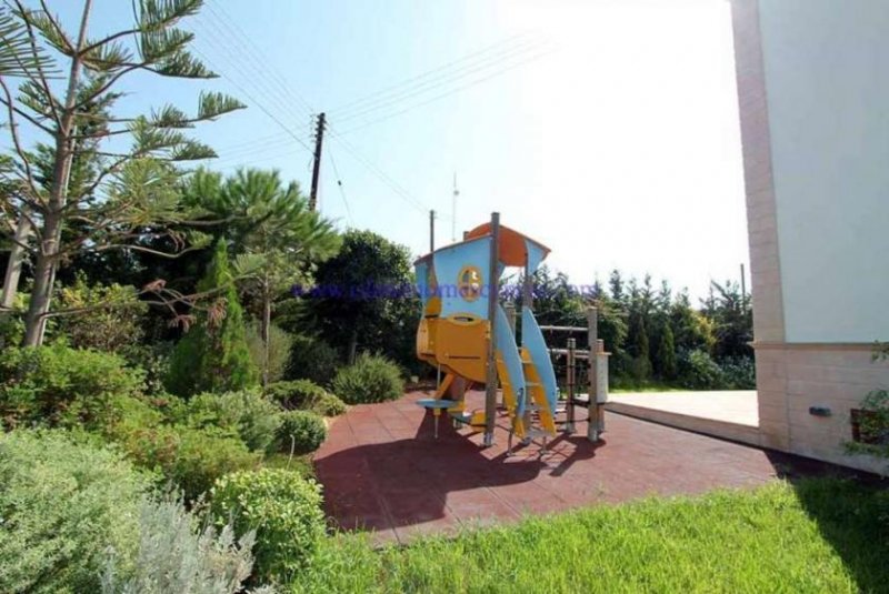 Protaras Stunning 5 bedroom, 6 bathroom private villa with TITLE DEEDS and a PRIVATE SWIMMING POOL , JACUZZI and SEA VIEWS - FAN106.The