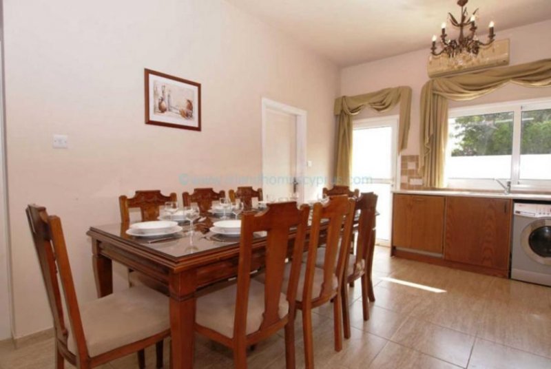 Protaras Unique Residential/Commercial Property with Title Deeds in Prime Protaras location - PRO133.Located in an enviable spot in the P