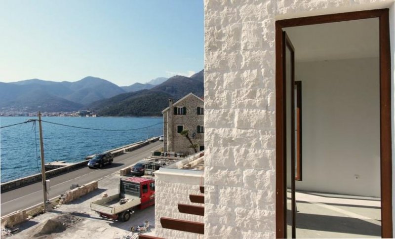 Tivat Luxury apartments on the first line of the sea in OpatovoApartment complex Opatovo is located in a quiet part of Tivat. 
 This 
