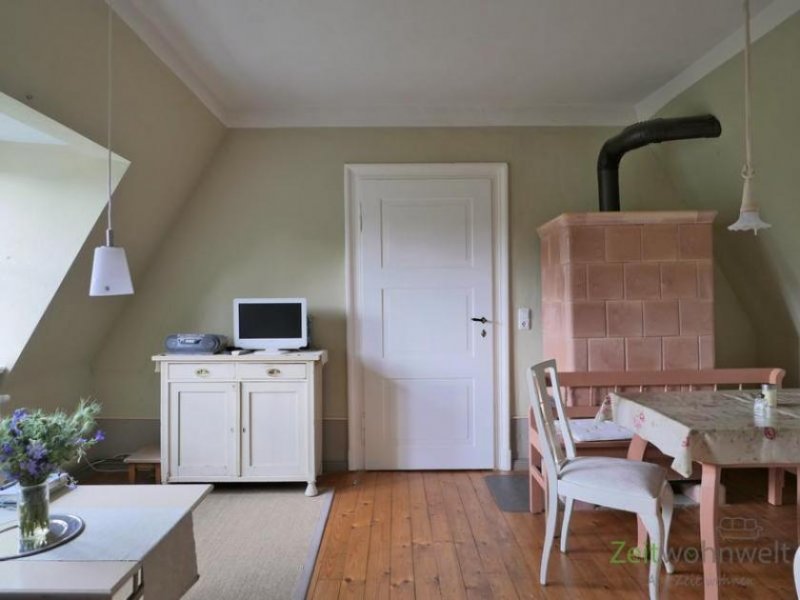 Dresden (EF1178_M) Dresden: Äußere Neustadt, möblierte 2-Zimmer-Wohnung in historischem Gebäude mit Garten, WLAN Wohnung mieten