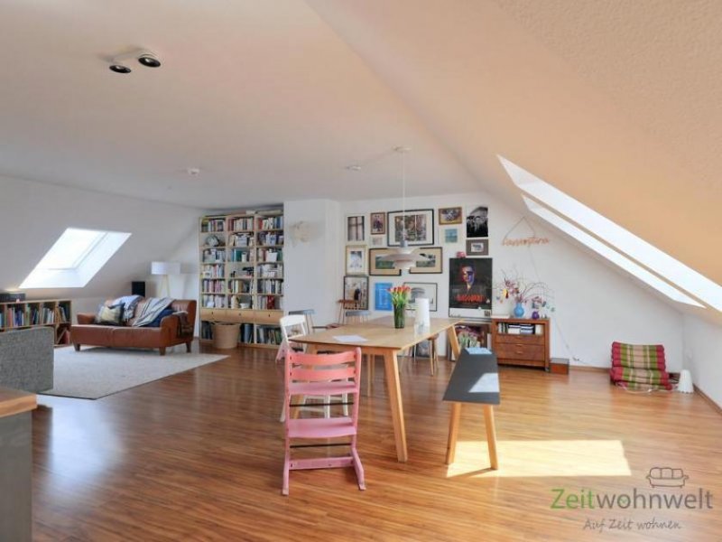 Dresden (EF1278_M) Dresden: Innere Neustadt, möblierte Luxuswohnung mit 2x Bad, Aufzug und Dachbalkon zur Zwischenmiete Wohnung mieten