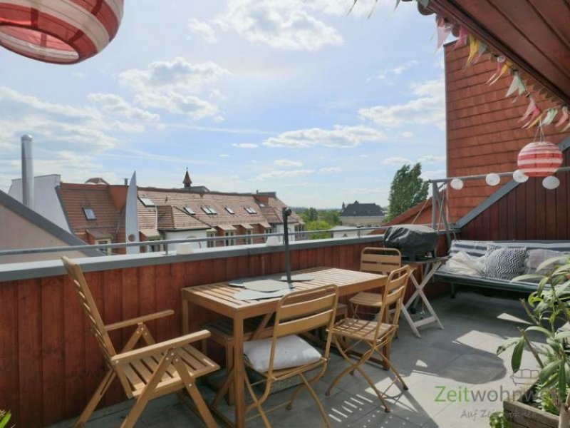 Dresden (EF1278_M) Dresden: Innere Neustadt, möblierte Luxuswohnung mit 2x Bad, Aufzug und Dachbalkon zur Zwischenmiete Wohnung mieten
