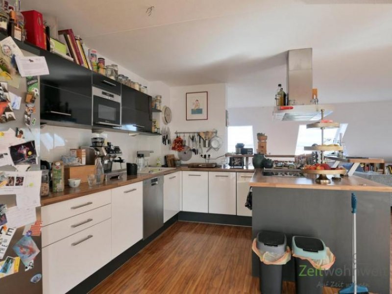 Dresden (EF1278_M) Dresden: Innere Neustadt, möblierte Luxuswohnung mit 2x Bad, Aufzug und Dachbalkon zur Zwischenmiete Wohnung mieten