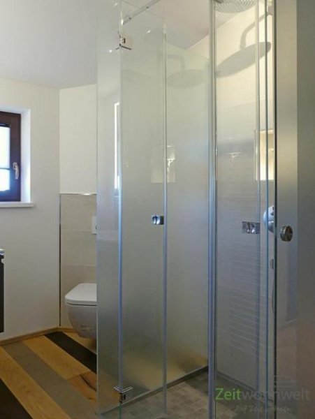 Dresden (EF0540_M) Dresden: Briesnitz, möbliertes Luxus-Apartment mit Echtholzböden und 8-eckigem Turm-Schlafzimmer Wohnung mieten