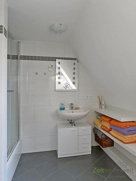 Dresden (EF0690_M) Dresden: Briesnitz, kleine preiswerte Maissonette-Wohnung in ruhiger Wohnlage, WLAN inkl., Service möglich Wohnung