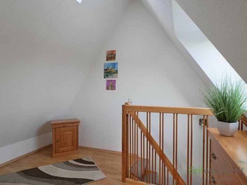 Dresden (EF1337_M) Dresden: Briesnitz, geschmackvoll möblierte, preiswerte Maissonette-Wohnung mit PKW-Stellplatz Wohnung mieten