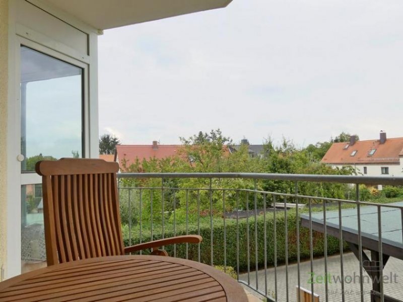 Dresden (EF0570_M) Dresden: Naußlitz, kleine freundliche, helle 3-Zimmer-Wohnung mit Balkon, WLAN und festem PKW-Stellplatz Wohnung