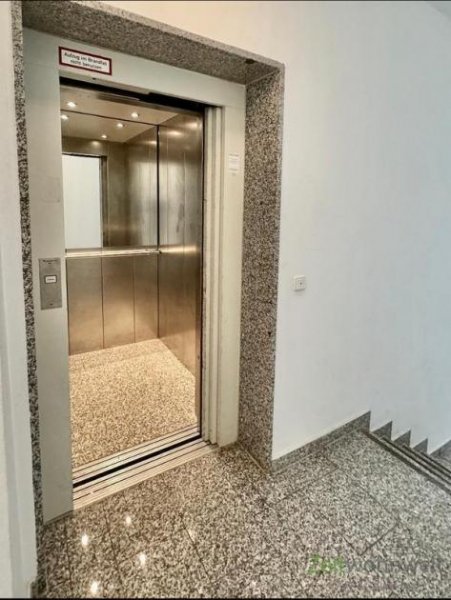 Dresden (EF1361_M) Dresden: Plauen, neu möbliertes Apartment mit Parkettböden und Balkon, PKW-Stellplatz mgl. Wohnung mieten