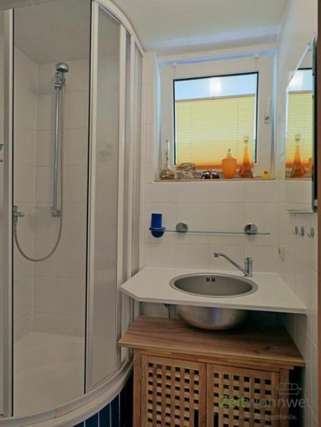 Dresden (EF0486_M) Dresden: Leubnitz-Neuostra, hübsch möbliertes 2-Zimmer-Domizil im Souterrain, an Wochenendheimfahrer Wohnung mieten