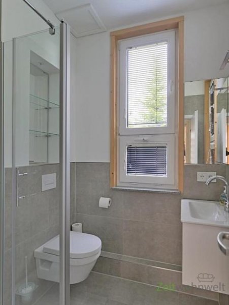 Dresden (EF0805_M) Dresden: Kleinzschachwitz, Erstbezug in neu möbl. Apartment mit Parkett, Service und separatem Hauseingang Wohnung