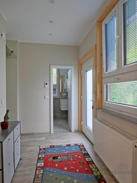 Dresden (EF0805_M) Dresden: Kleinzschachwitz, Erstbezug in neu möbl. Apartment mit Parkett, Service und separatem Hauseingang Wohnung