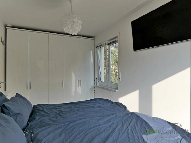 Dresden (EF0844_M) Dresden: Striesen-Ost, phantastische möblierte Wohnung mit Aufzug, Parkettböden, Balkon, WLAN, TG-Stellplatz mieten