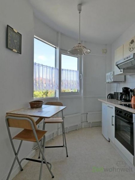 Radebeul (EF0503_M) Dresden: Radebeul, Bezug in neu möblierte Dach-Wohnung mit Dachterrasse, Aufzug im Haus, ruhige Wohnlage Wohnung