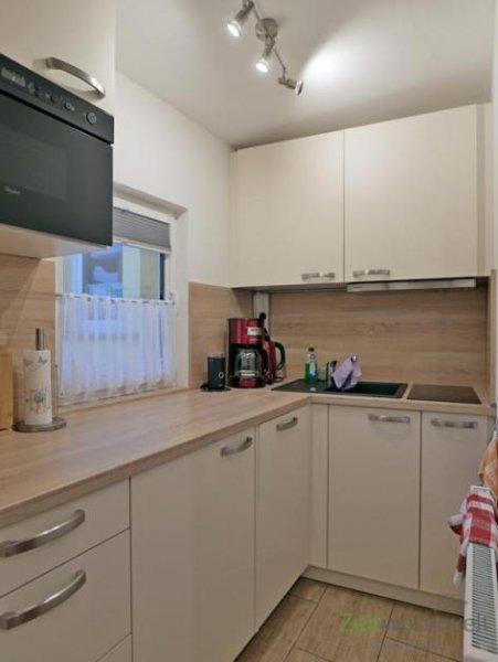 Radebeul (EF0982_M) Dresden: Radebeul, preiswerte möblierte 2,5-Zi-Wohnung mit sep. Eingang, PKW-Stellplatz, Service mgl. Wohnung mieten