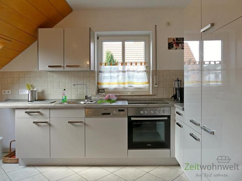 Radeberg (EF0504_M) Dresden: Ullersdorf, großzügige möblierte Wohnung mit eigenem Balkon in ruhigem EFH, 500 Meter zum Golfplatz