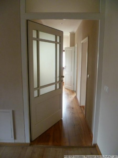 Langebrück Exklusiv ausgestattete Wohnung in gefragter Lage von Dresden-Langebrück Wohnung mieten