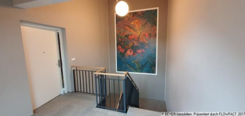Langebrück Naturnah & hochwertig: Großzügige Galerie DG-Wohnung mit Südbalkon gegenüber der Dresdner Heide Wohnung mieten