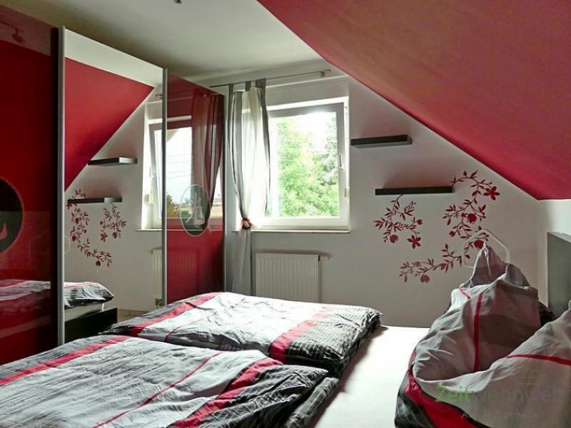 Moritzburg (EF0468_M) Dresden: Moritzburg, modern möblierte Dachwohnung mit WLAN und Mini-Arbeitszimmer, Reinigungsservice möglich mieten