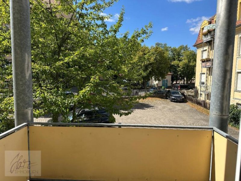 Riesa ***EINZIEHEN, WOHLFÜHLEN & ZU HAUSE SEIN*** – 2,5-Zimmer-Wohnung mit großem Balkon im Zentrum von Riesa Wohnung mieten