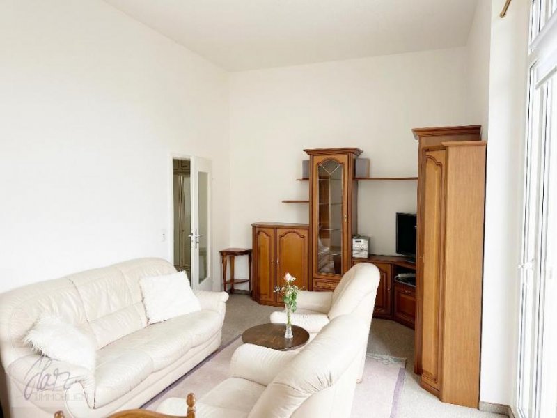 Riesa ***VOLL MÖBLIERTE TRAUMWOHNUNG - EINZIEHEN UND SOFORT ZU HAUSE SEIN*** 2,5 Raumwohnung mit Balkon und Tageslichtbad zu Wohnung