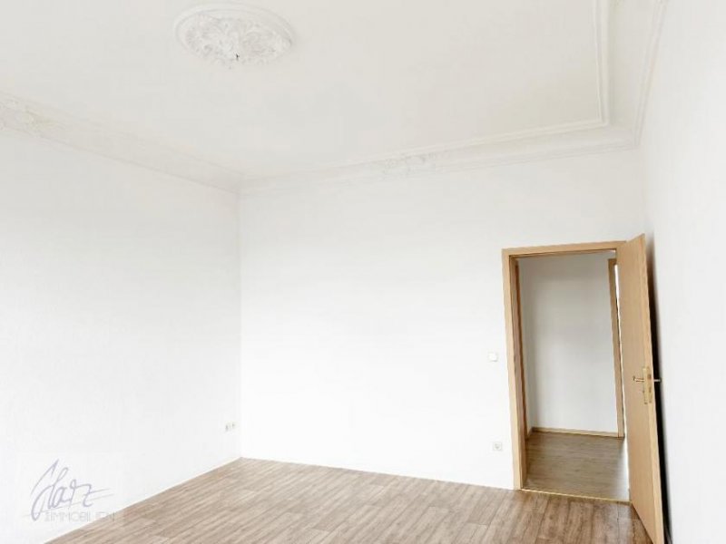 Riesa ***EXKLUSIVE 2-RAUM-ALTBAUWOHNUNG MIT STUCKDECKEN & " BALKONEN *** Wohnen im Herzen von Alt-Riesa Wohnung mieten