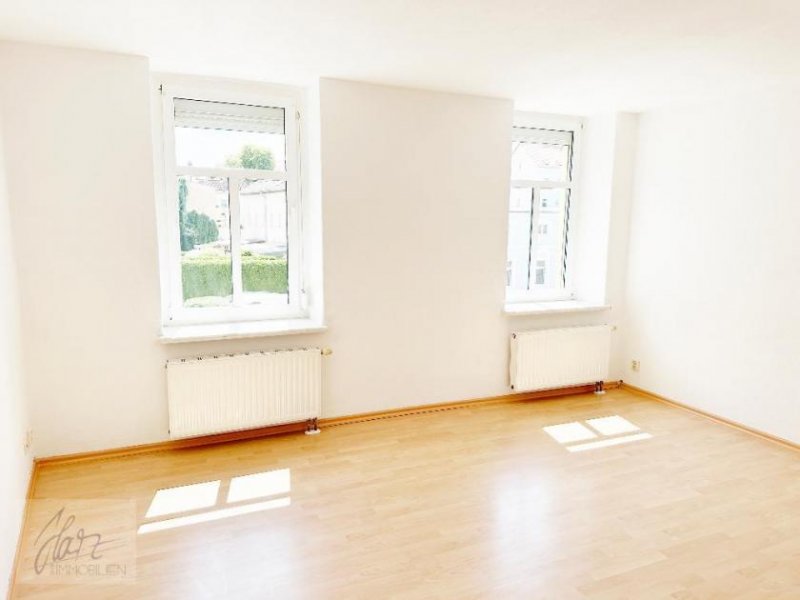 Riesa ***HIER FINDET IHRE GANZE FAMILIE PLATZ*** – 5-Raum-Wohnung mit durchdachtem Grundriss & 2 Tageslichtbädern Wohnung