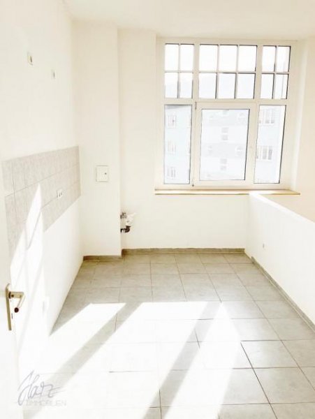 Riesa ***SCHÖNE, HELLE 3-RAUMWOHNUNG MIT OFFENER KÜCHE IM ZENTRUM VON RIESA*** zu vermieten Wohnung mieten