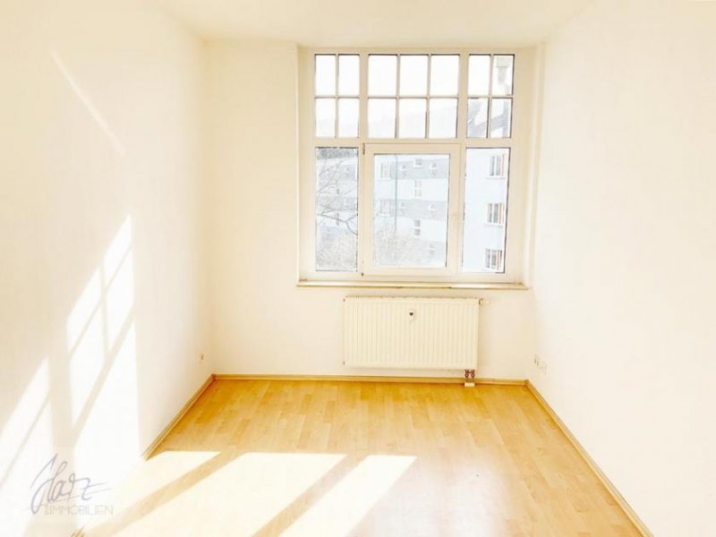 Riesa ***SCHÖNE, HELLE 3-RAUMWOHNUNG MIT OFFENER KÜCHE IM ZENTRUM VON RIESA*** zu vermieten Wohnung mieten