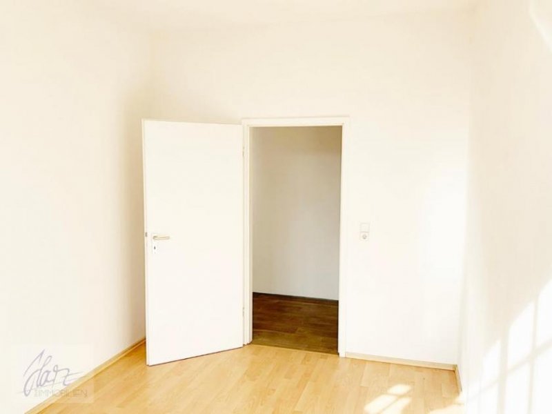 Riesa ***SCHÖNE, HELLE 3-RAUMWOHNUNG MIT OFFENER KÜCHE IM ZENTRUM VON RIESA*** zu vermieten Wohnung mieten