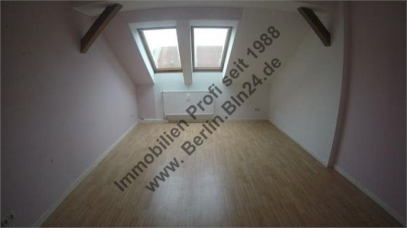 Leipzig Dachgeschoß WG tauglich - Mietwohnung - 2 max 3 Personenhaushalt Wohnung mieten