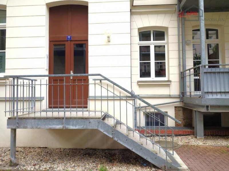Leipzig SCHICKE, HELLE 2-RWG IM HINTERHAUS MIT SÜD-BALKON U. EBK IM HERZEN VON LEIPZIG Wohnung mieten
