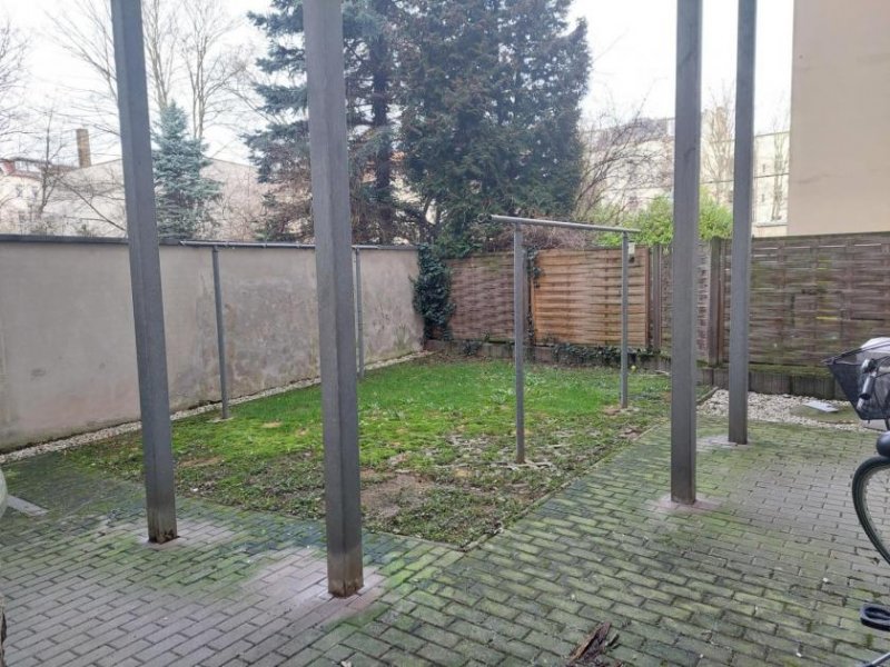 Leipzig Leipzig -Gohlis eine schöne 2 Zimmerwohnung mit Wannenbad in zentraler Lage Wohnung mieten