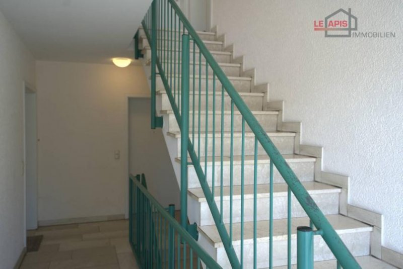 Leipzig SCHICKE, HELLE DG-1-RWG IN GRÜNER LAGE M. DACHTERRASSE U. TG-STELLPL. IM BELIEBTEN LPZ.-LINDENTHAL Wohnung mieten