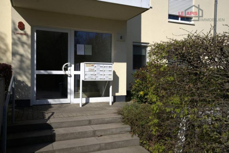Leipzig SCHICKE, HELLE DG-1-RWG IN GRÜNER LAGE M. DACHTERRASSE U. TG-STELLPL. IM BELIEBTEN LPZ.-LINDENTHAL Wohnung mieten