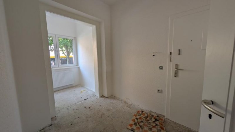 Leipzig IN SANIERUNG + WAHREN + 3 RAUM WOHNUNG + HOCHPARTERRE + BALKON Wohnung mieten