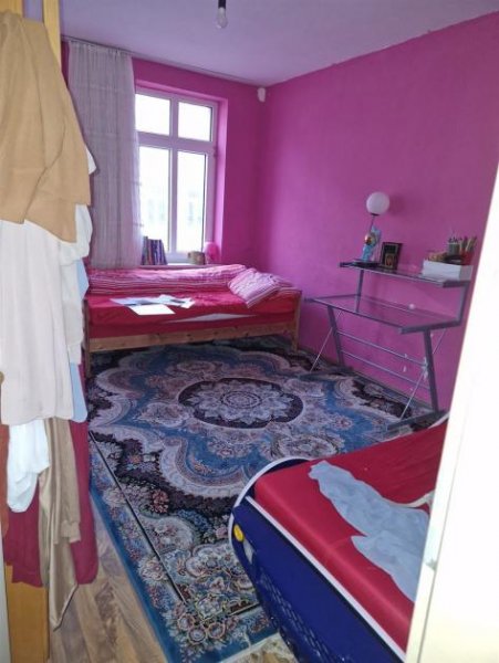 Leipzig Gemütliche 5-Zimmer mit Laminat und Tageslichtbad mit Wanne in guter Lage! Wohnung mieten