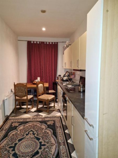 Leipzig Gemütliche 5-Zimmer mit Laminat und Tageslichtbad mit Wanne in guter Lage! Wohnung mieten