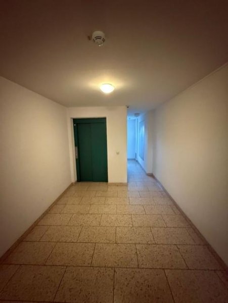 Leipzig * Kompakte 1-Zimmer mit Dusche, EBK, Tiefgarage, Aufzug und Laminat in Bestlage * Wohnung mieten