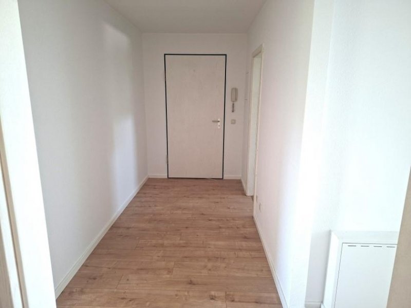 Leipzig Großzschocher - gemütliche 2 Zimmerwohnung mit Balkon und Wannenbad Wohnung mieten