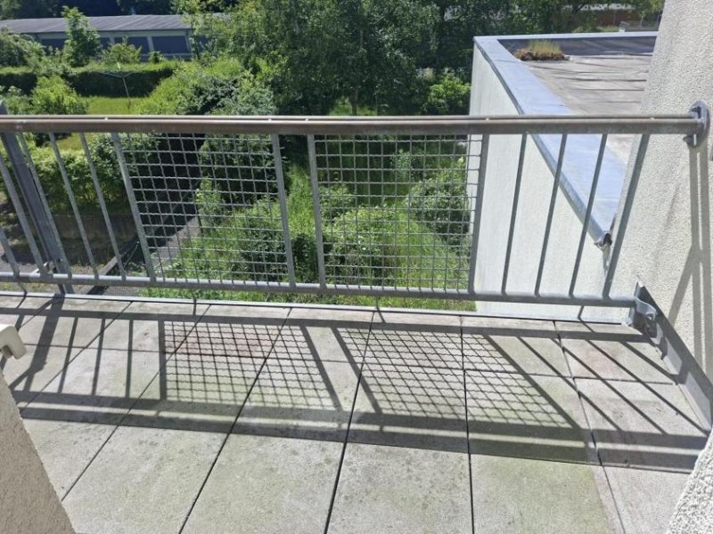 Leipzig Großzschocher - gemütliche 2 Zimmerwohnung mit Balkon und Wannenbad Wohnung mieten