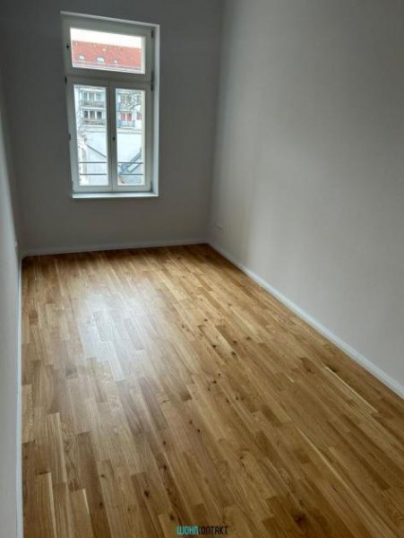 Leipzig Hochwertige 4 Zimmer in Süden mit Balkon #Fussbodenheizung #2 Bäder#Lift Wohnung mieten