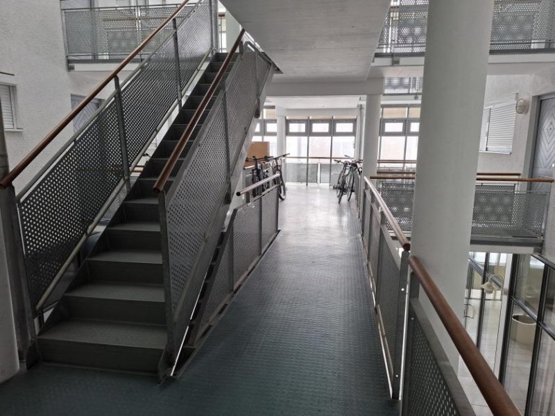 Leipzig 3,5 Zimmerwohnung mit EBK, Tiefgaragenstellplatz, Wannenbad in Probstheida Wohnung mieten