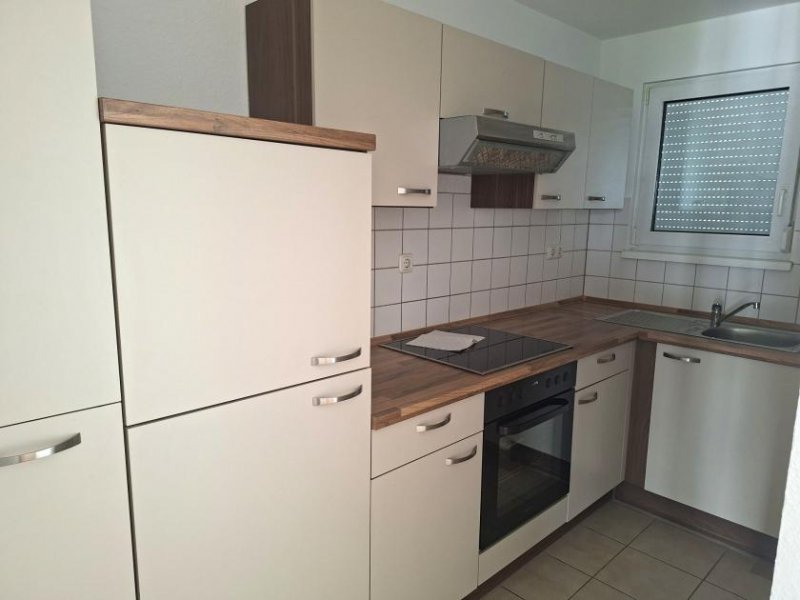 Leipzig 3,5 Zimmerwohnung mit EBK, Tiefgaragenstellplatz, Wannenbad in Probstheida Wohnung mieten