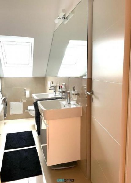 Leipzig 2 Zimmer Dachgeschoss * Parkett * Loggia * Lift * in Stötteritz * Wohnung mieten