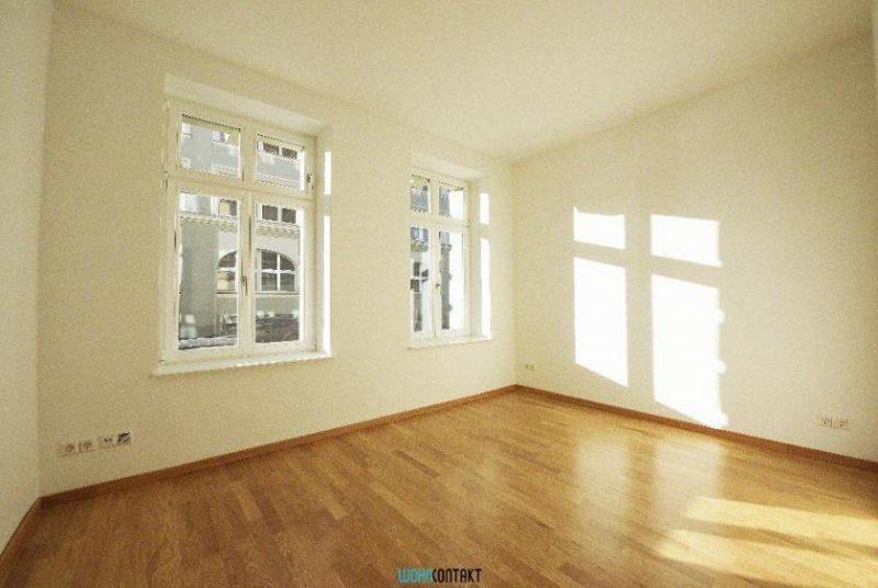 Leipzig ERSTBEZUG nach Denkmalsanierung 3 Zimmer Dachgeschoss auf 2 Ebenen * ab 1.6.2026 * Wohnung mieten