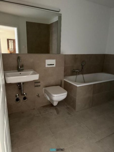 Leipzig ERSTBEZUG nach Denkmalsanierung 3 Zimmer Dachgeschoss auf 2 Ebenen * ab 1.6.2026 * Wohnung mieten